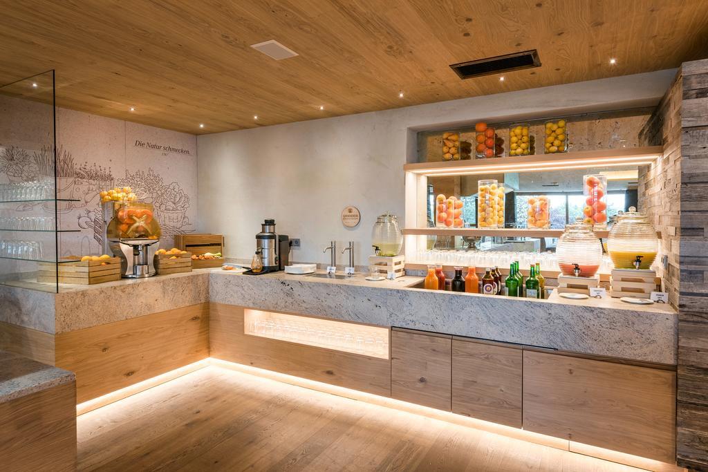 Genussdorf Gmachl - Hotel & Spa Bergheim Eksteriør billede