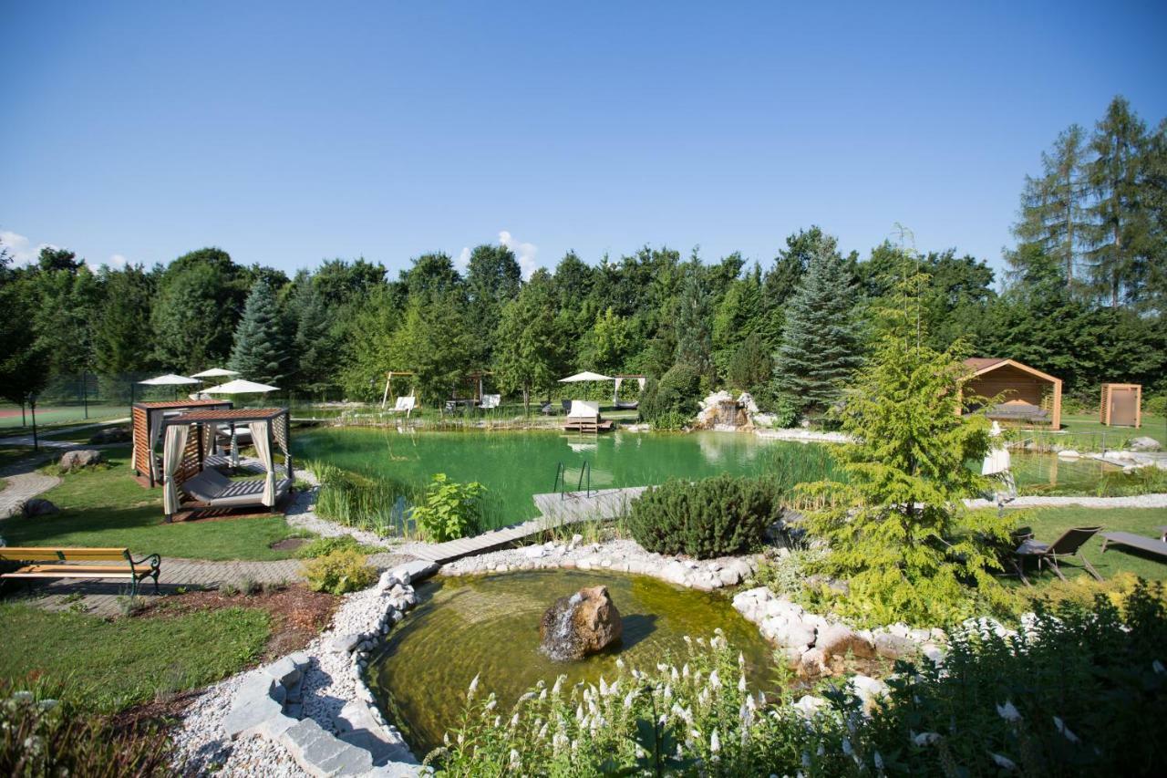 Genussdorf Gmachl - Hotel & Spa Bergheim Eksteriør billede